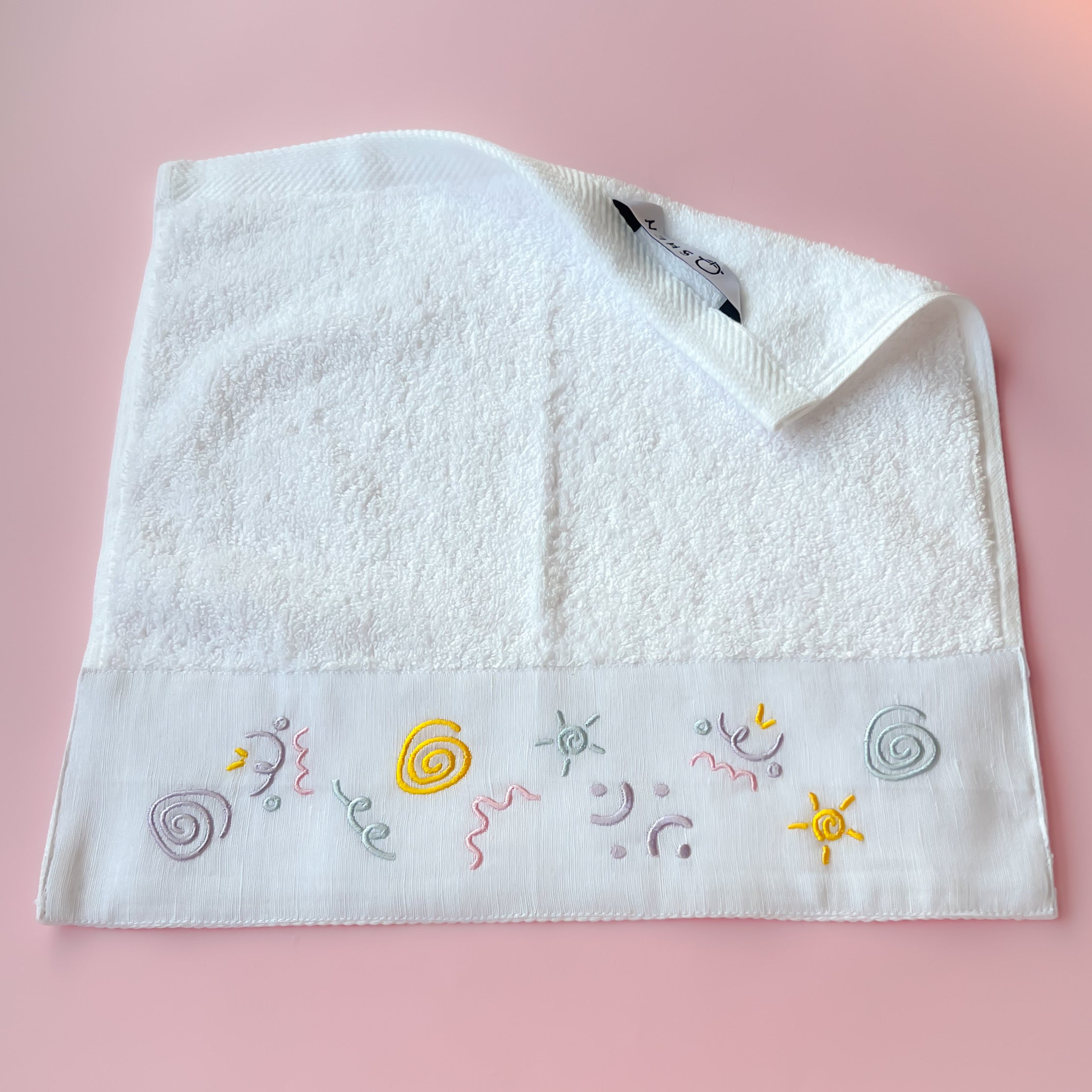 ASTRAT Spirals Guest Towel – 4