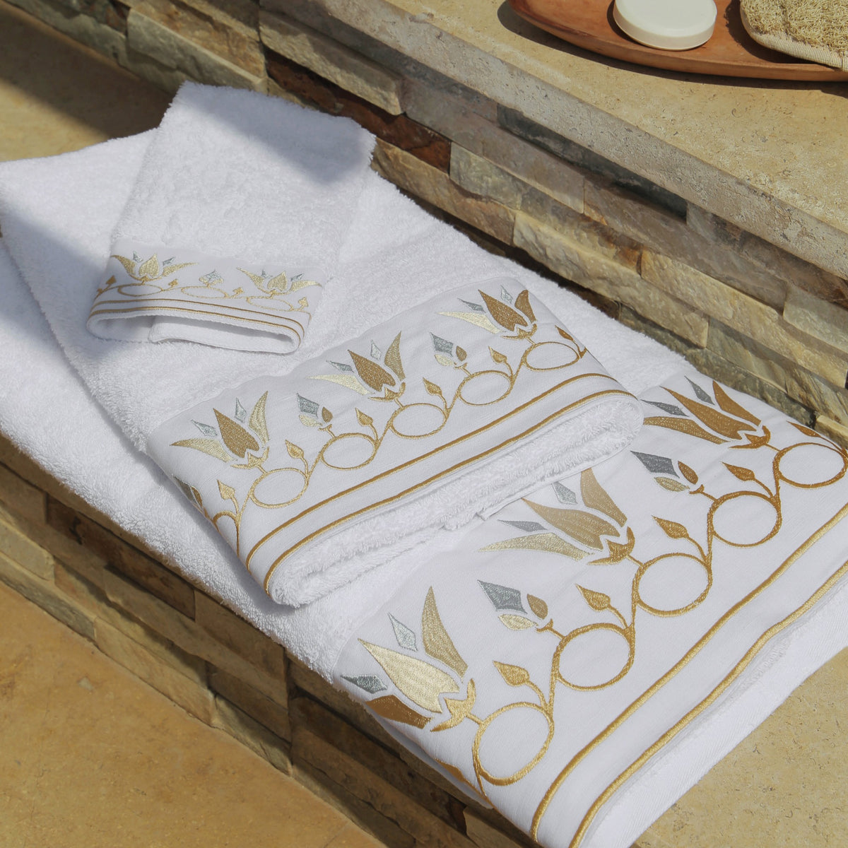 mq towels gold