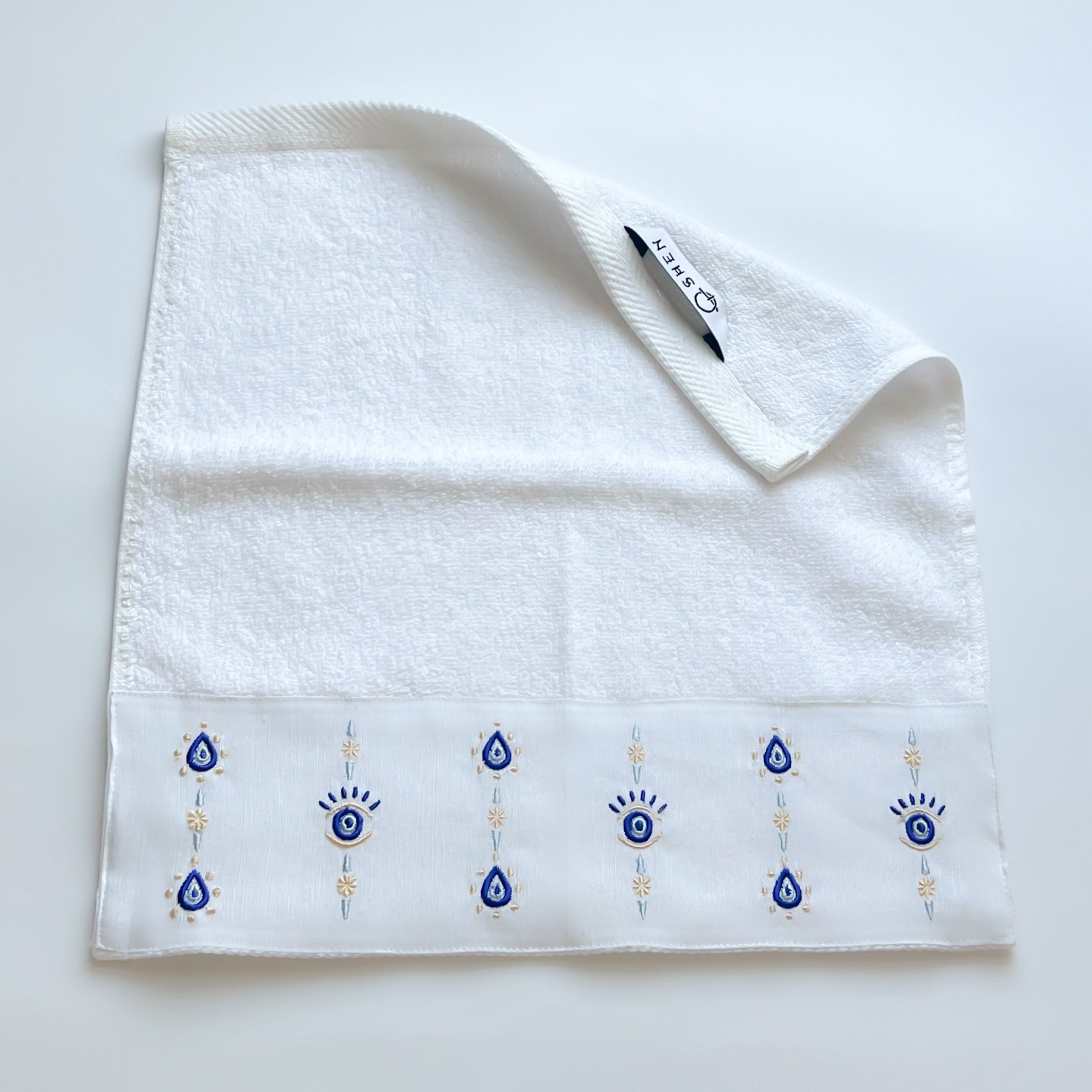 SAVING Bundle: 4 ERVY Eyes Guest Towels + 1 MOODY Candle "SAVE 20%" – 2