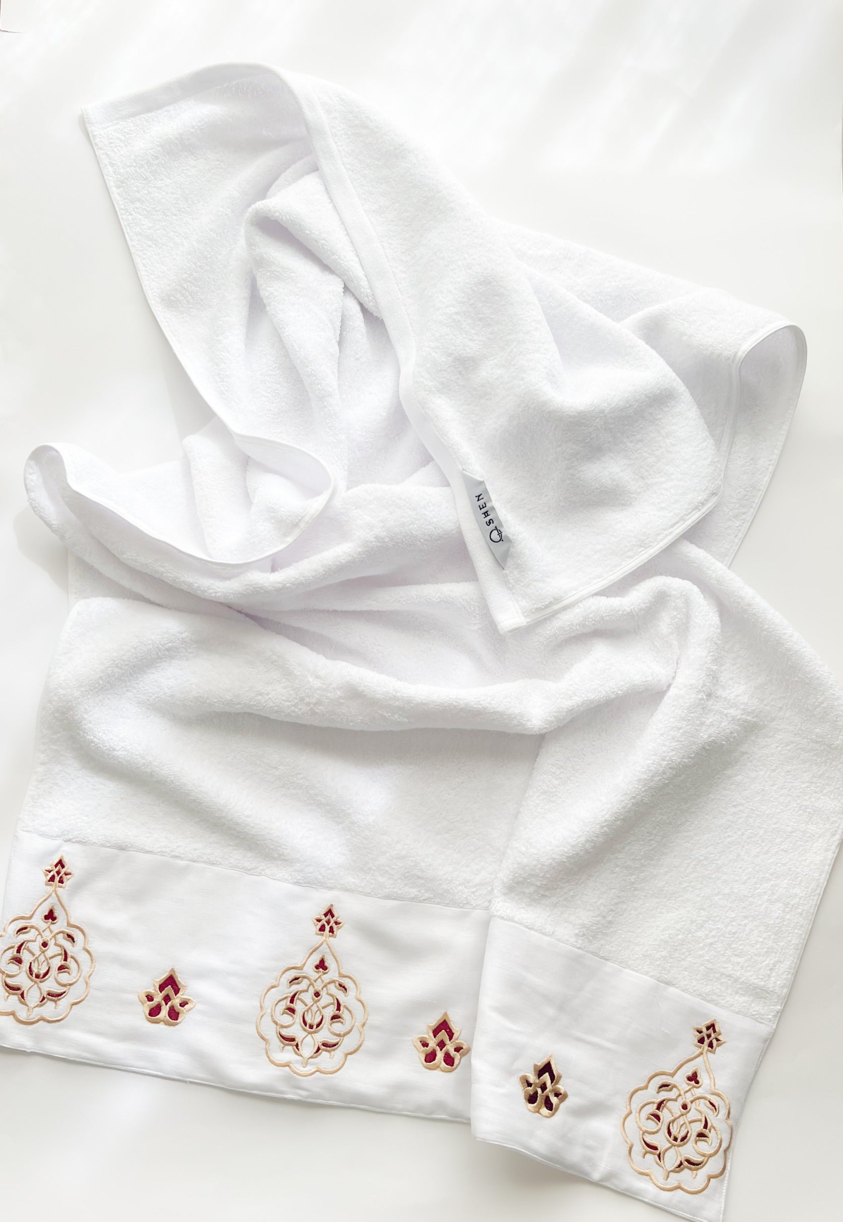 YAQEEN Gold X Burgundy Towels – 5