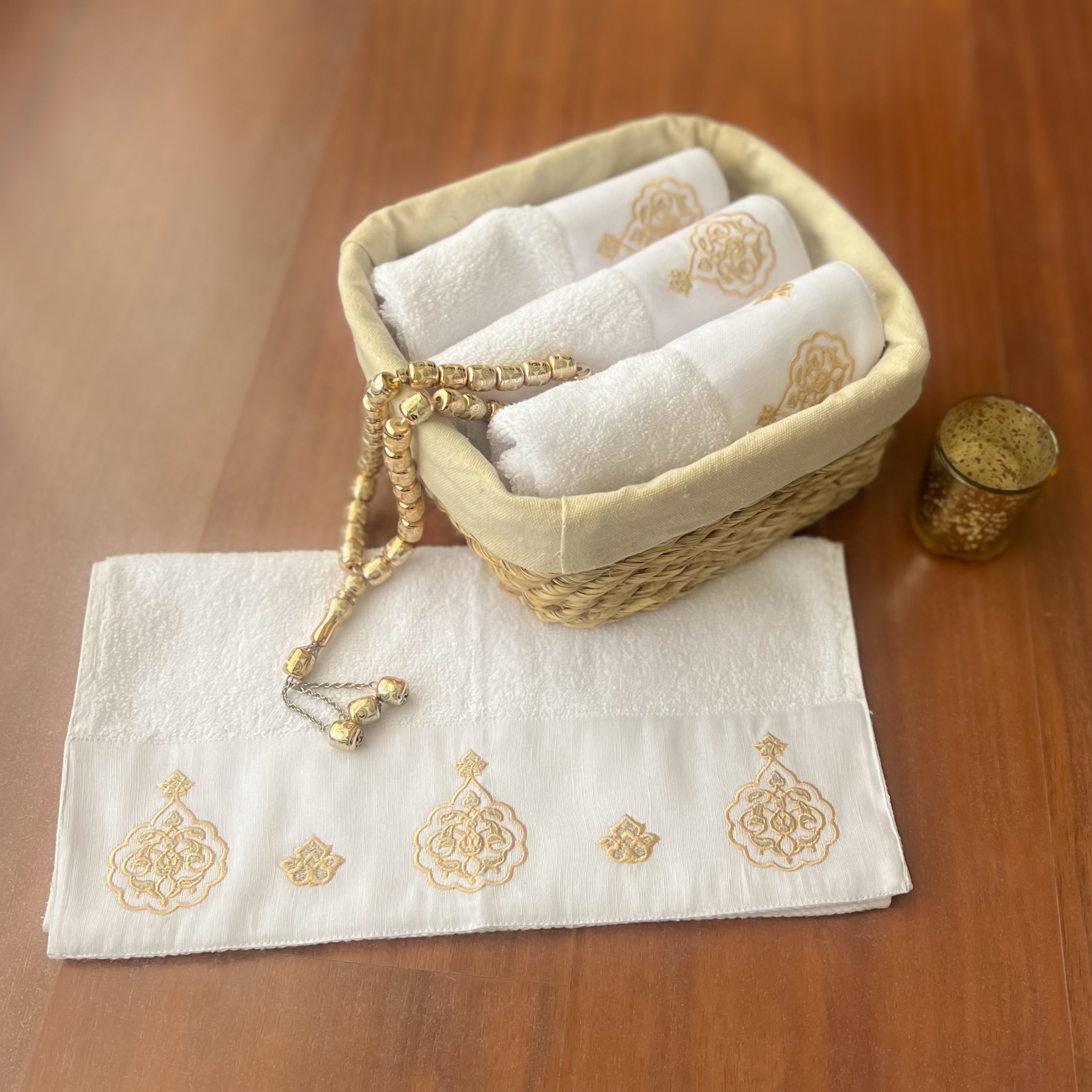 YAQEEN Gold X Silver Towels – 6