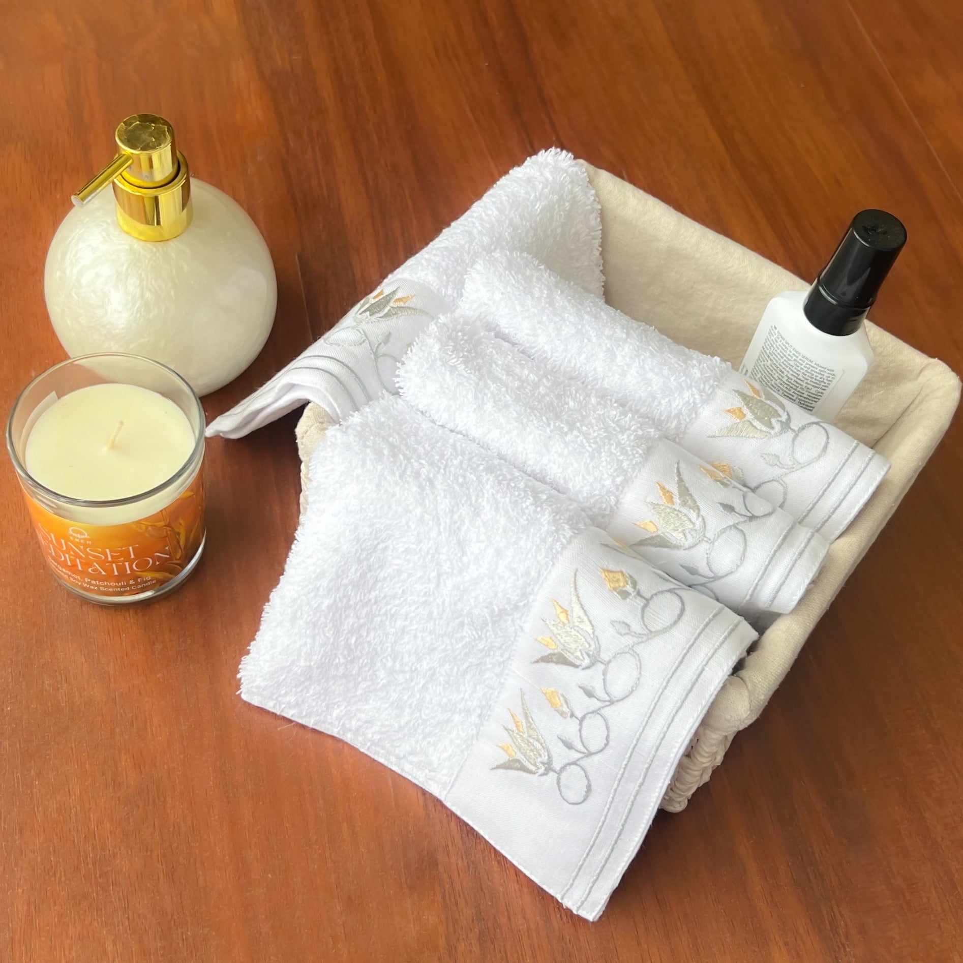 SAVING Bundle:  4 Guest Towels QADIMI Sesen + 1 Candle "SAVE 10%" – 3