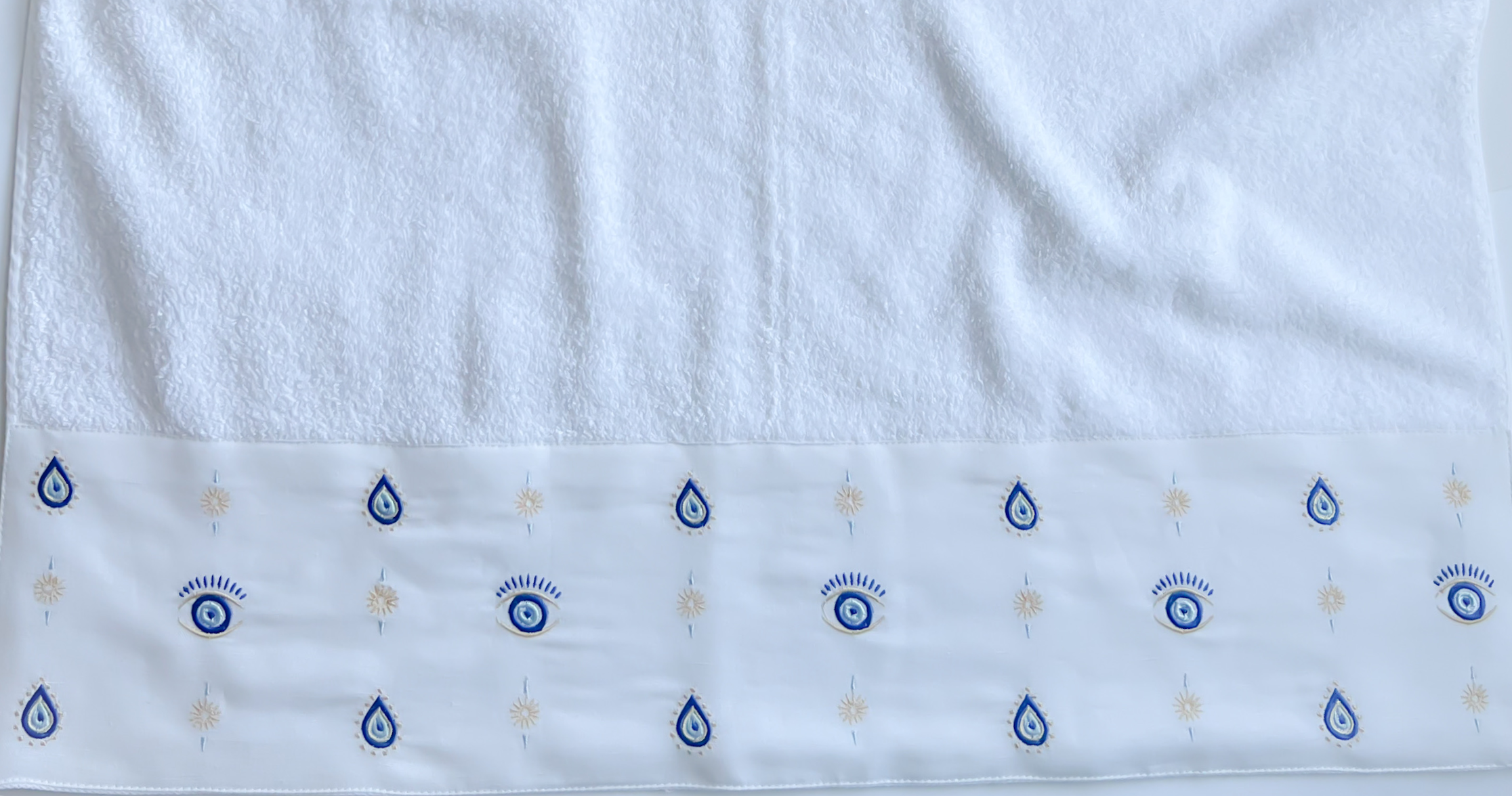 ERVY Eyes Towels – 5