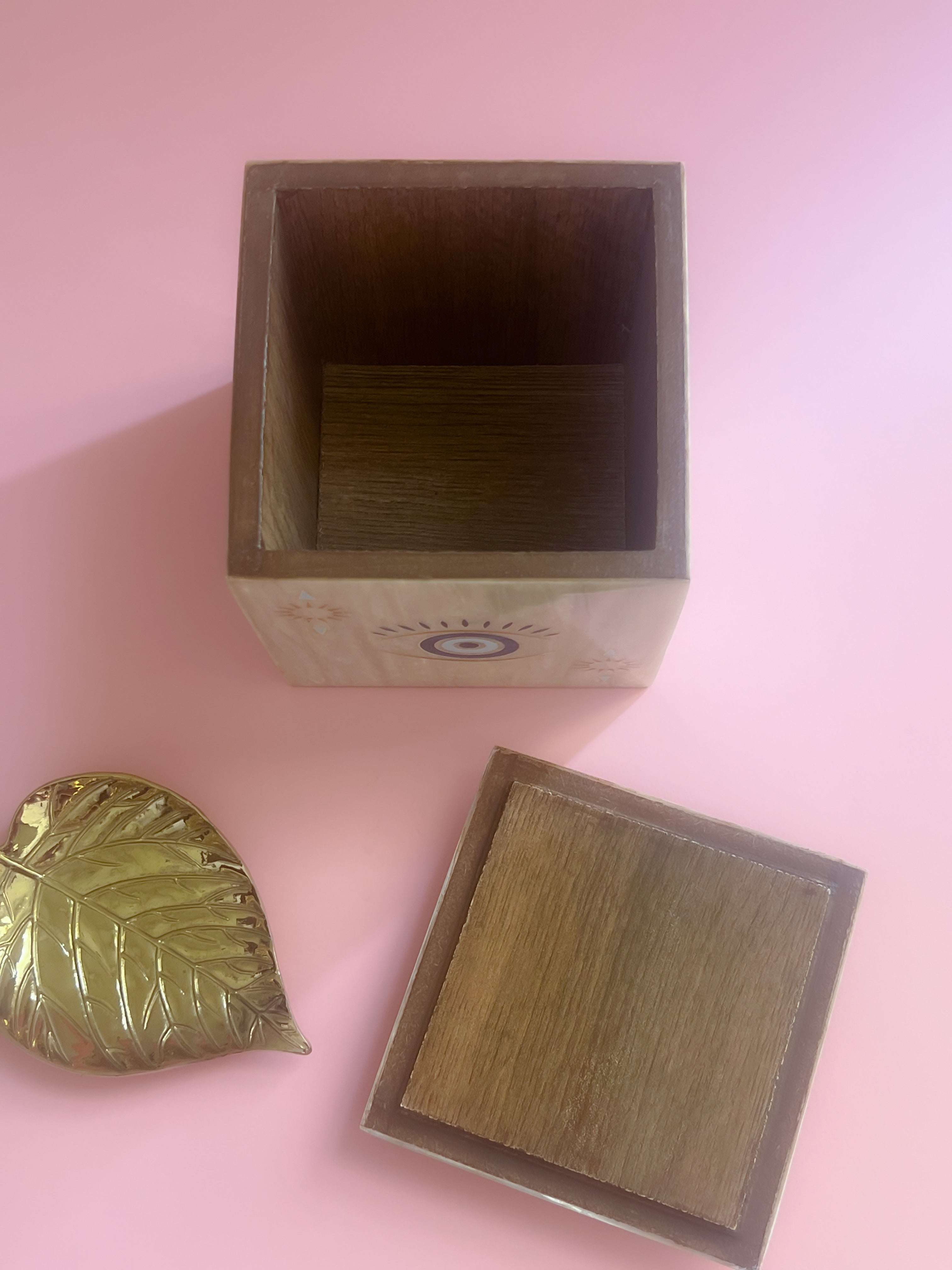 ERVY Eyes Wooden x Mother of Pearl Box – 7
