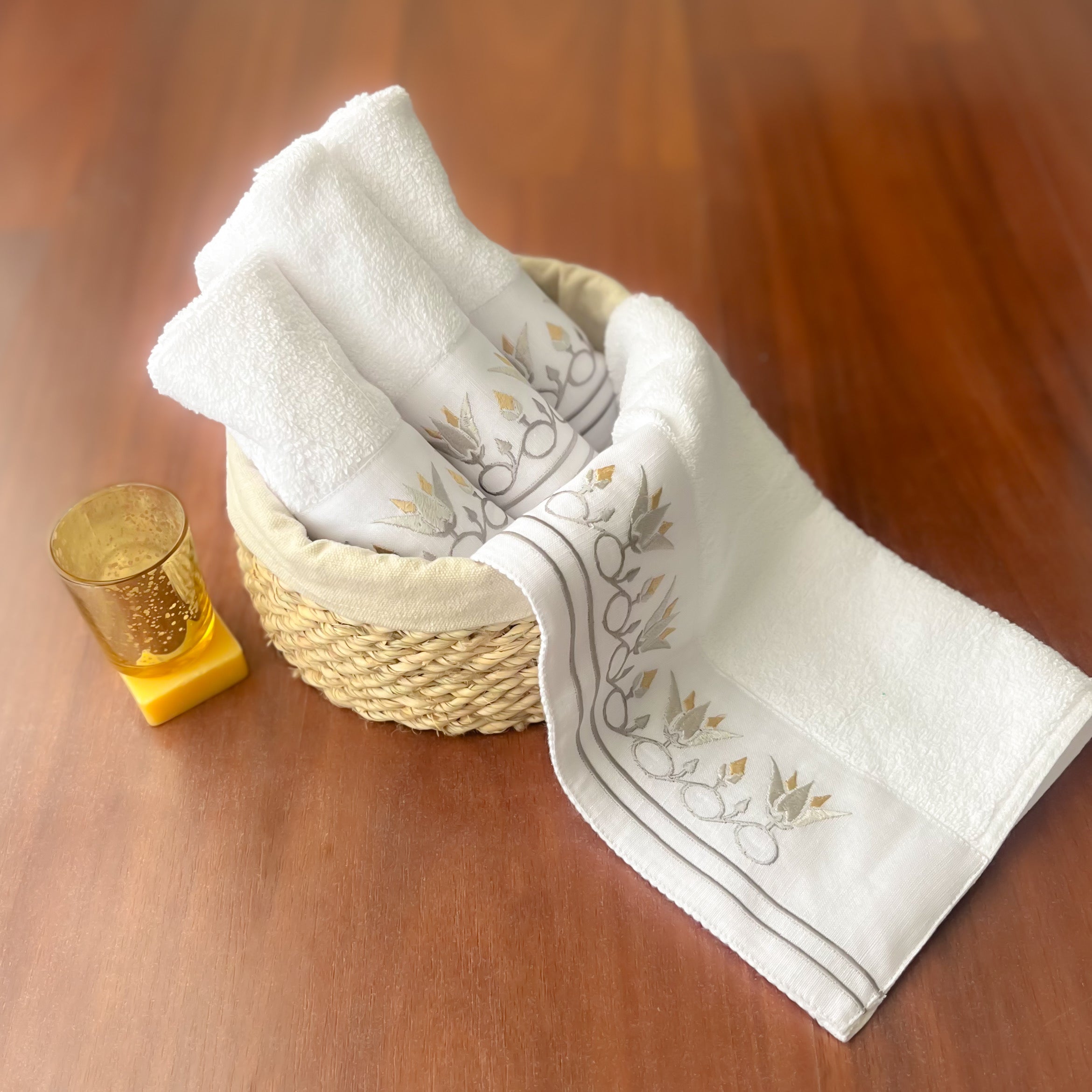 QADIMI Sesen Silver Towels – 9