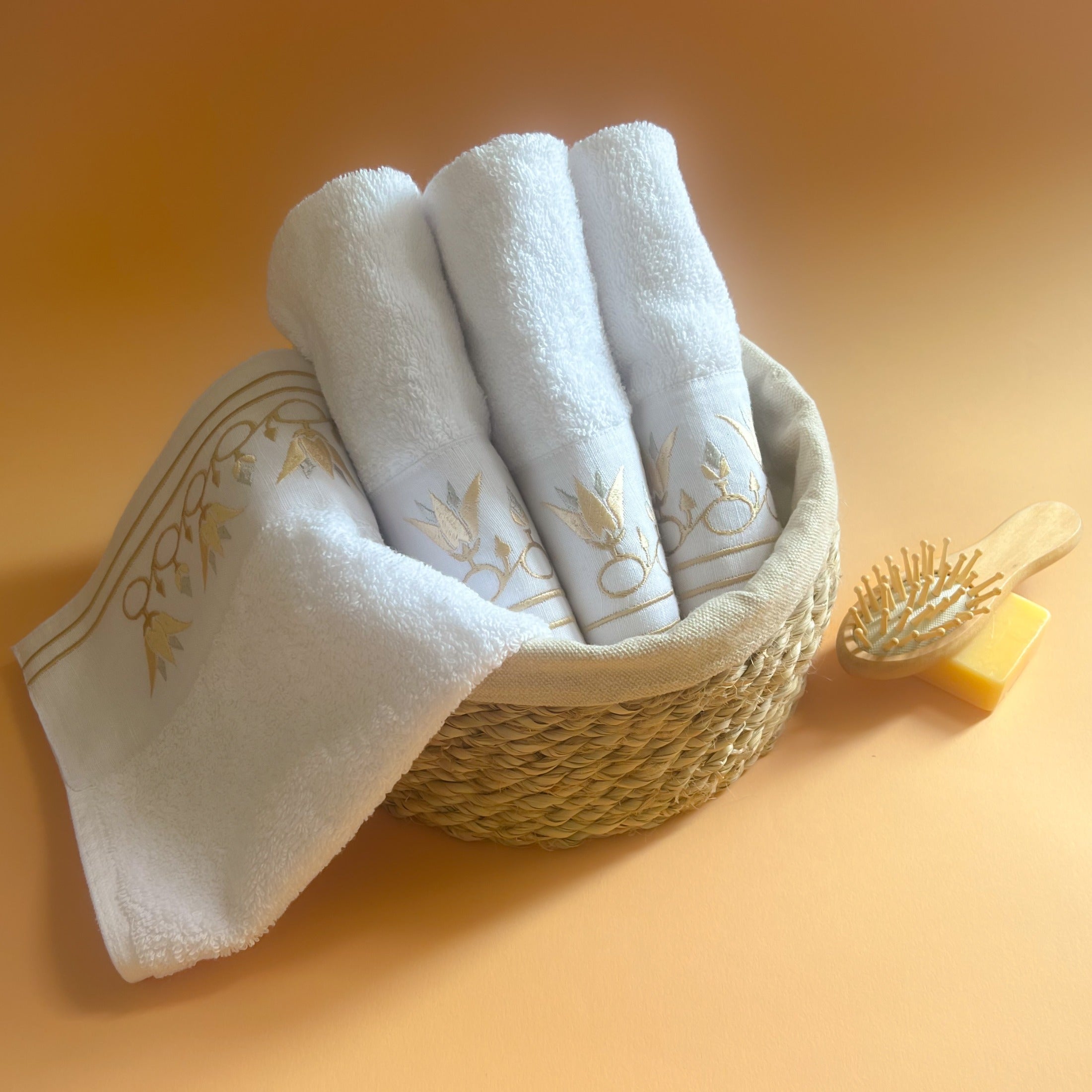 QADIMI Sesen Golden Towels – 10