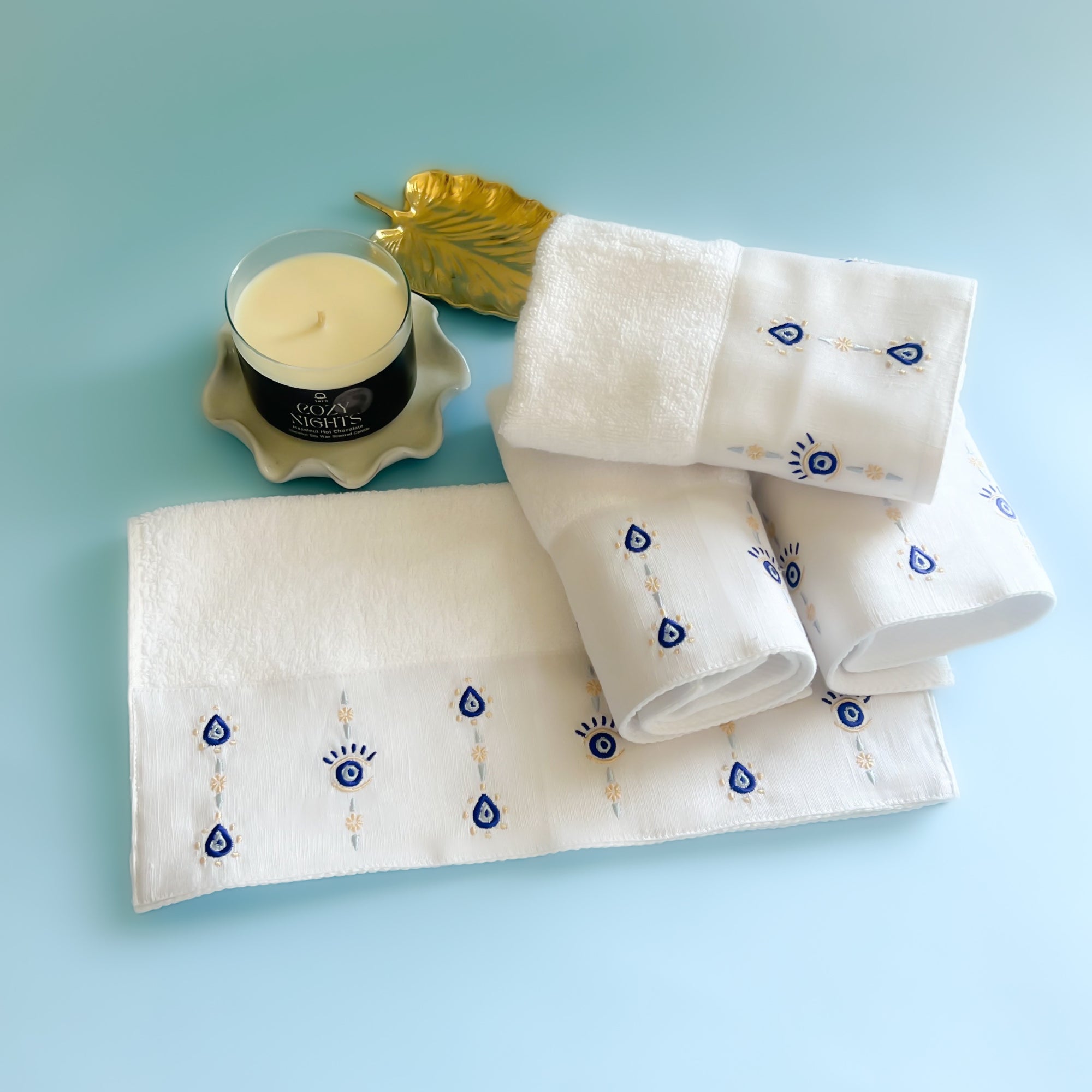 SAVING Bundle: 4 ERVY Eyes Guest Towels + 1 MOODY Candle "SAVE 20%"