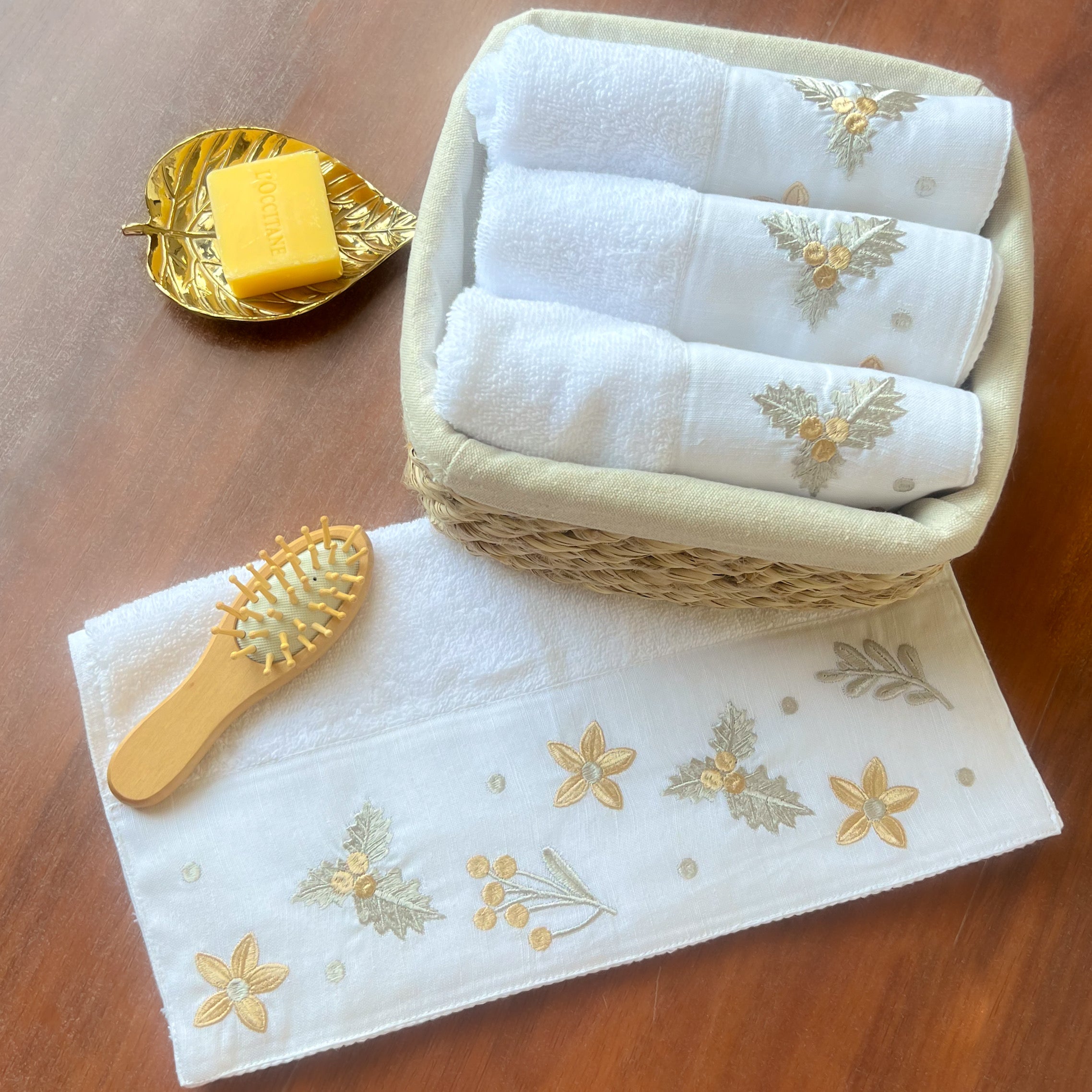 Sparkling Leaves Guest Towel – 4