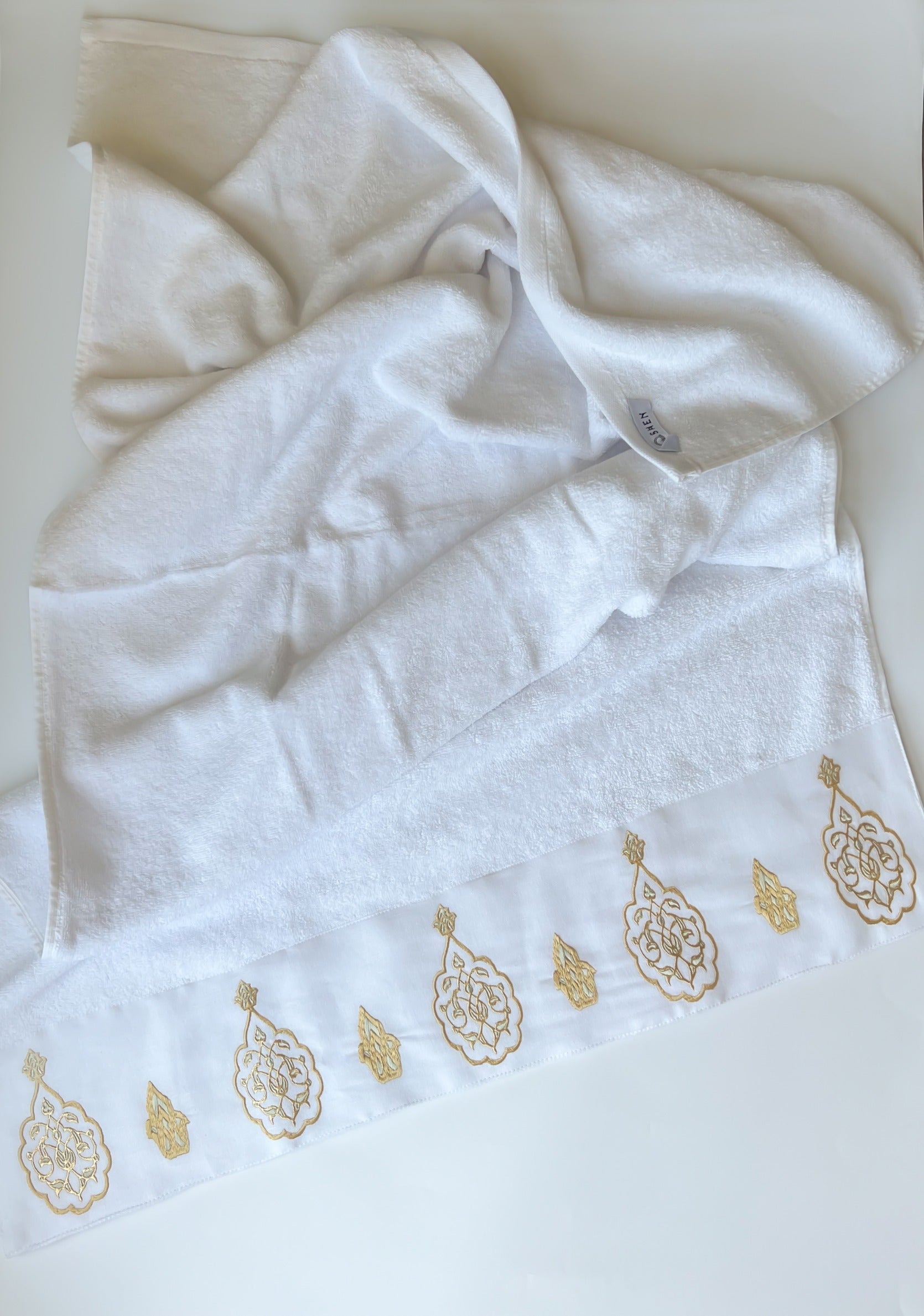 YAQEEN Gold X Silver Towels – 4