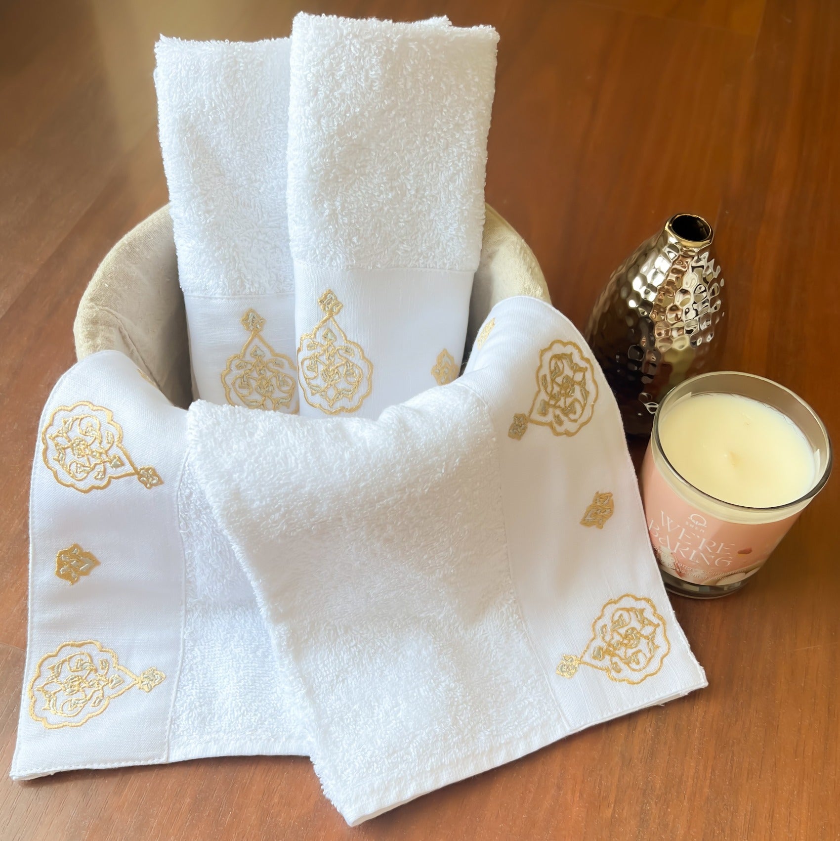 YAQEEN Gold X Silver Towels – 7